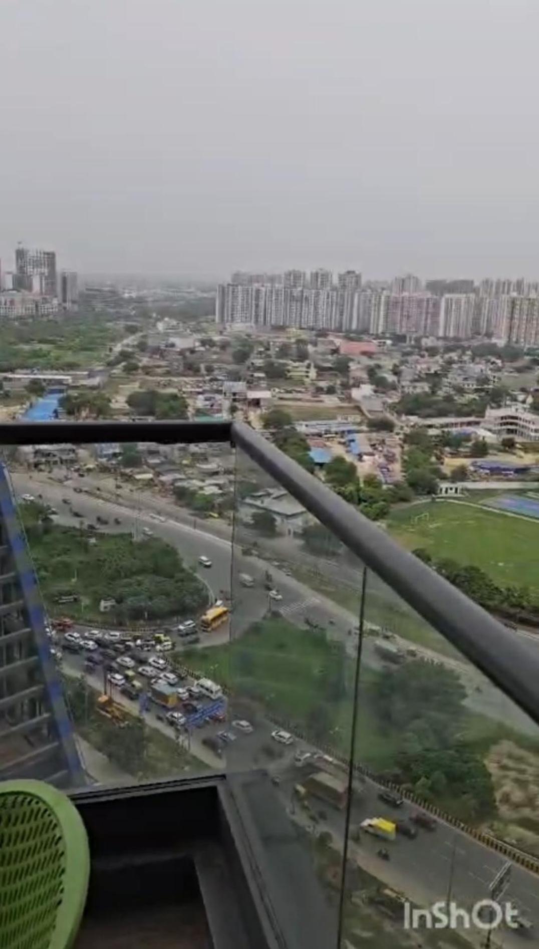 Aparthotel Urban Abodes à Ghaziabad Extérieur photo