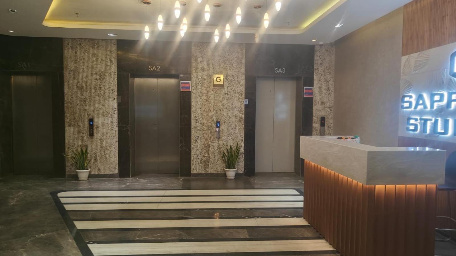 Aparthotel Urban Abodes à Ghaziabad Extérieur photo